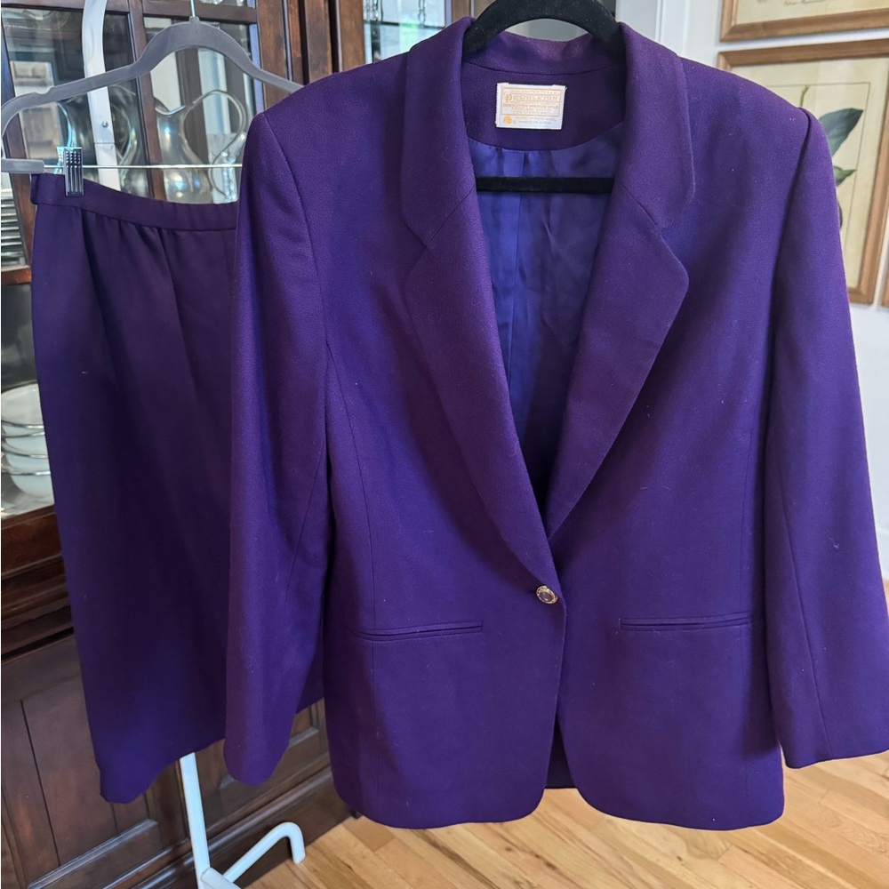 Beautiful Plum Pendleton Skit Suit Set